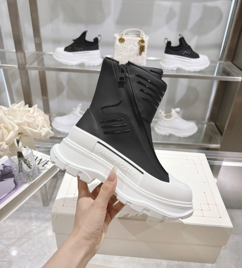 M*Q*en boots